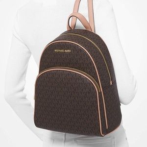 NWT Michael Kors Medium Abbey Backpack